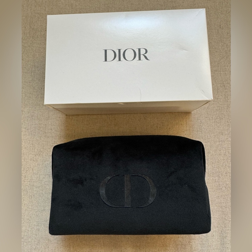 Dior Beauty velvet makeup pouch